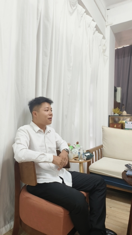 蓝色大海的第一张照片--咸阳相亲服务中心