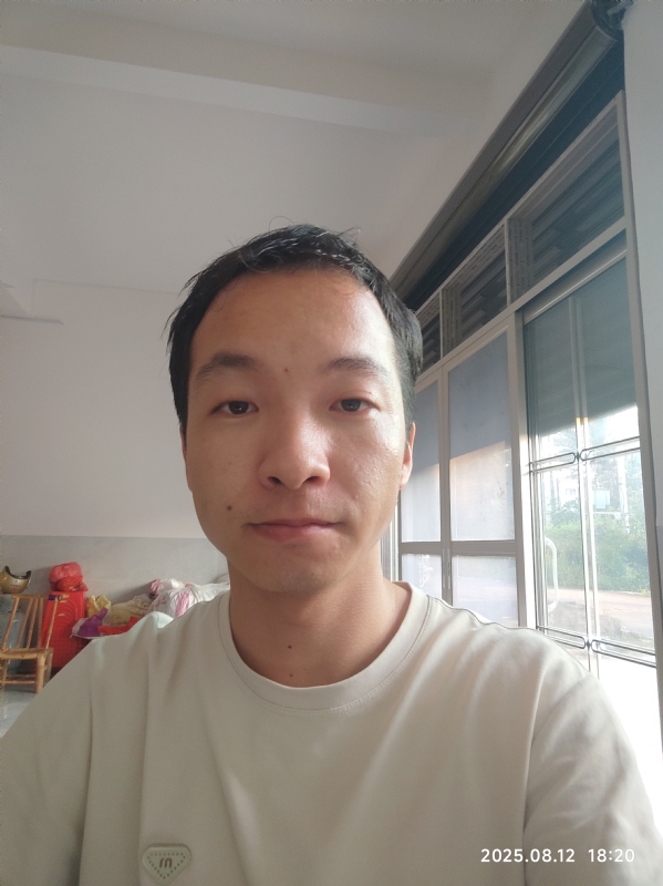 杨培鑫的第一张照片--咸阳相亲服务中心