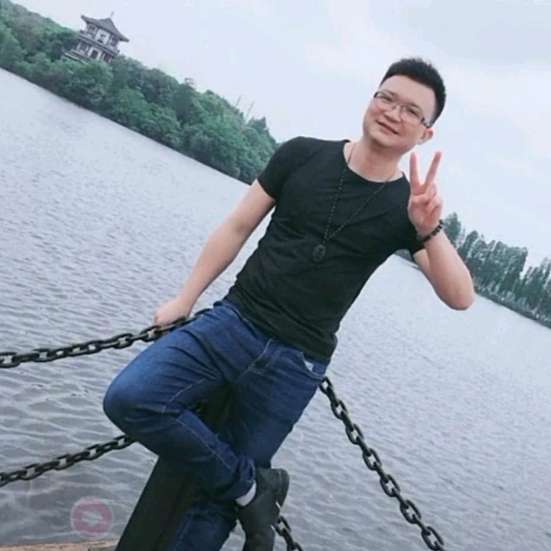 lg营的第一张照片--咸阳相亲服务中心