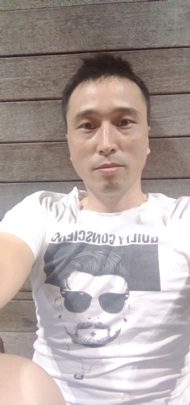 笑看一切的第一张照片--咸阳相亲服务中心