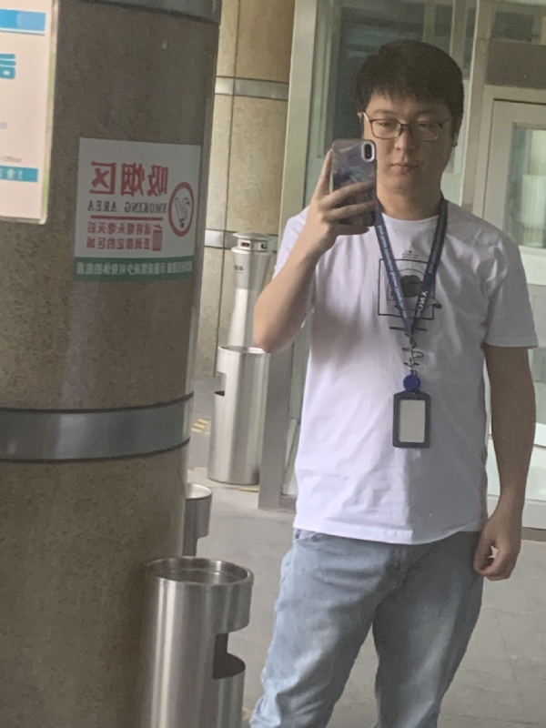 潜伏的第一张照片--咸阳相亲服务中心
