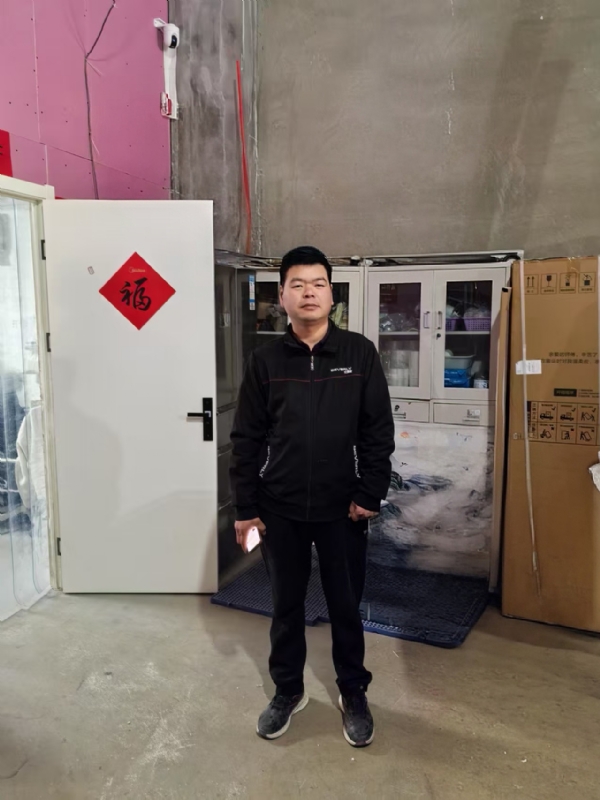 Ltt123的第一张照片--咸阳相亲服务中心
