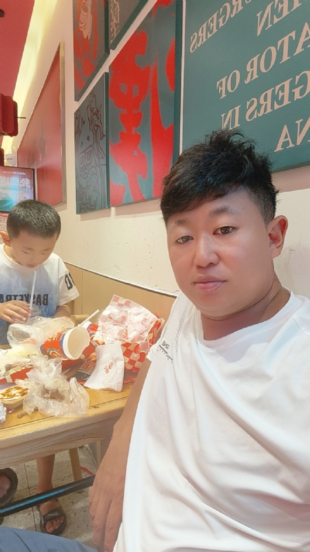 景色宏图的第一张照片--咸阳相亲服务中心