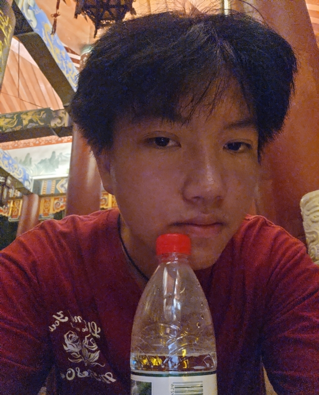 雨豫余的第一张照片--咸阳相亲服务中心