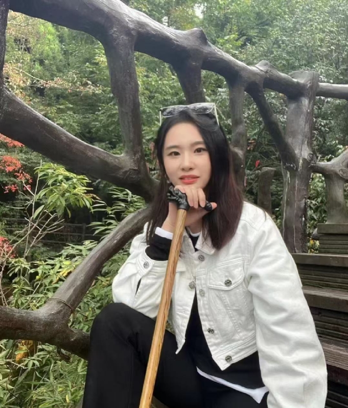 琪琪的第一张照片--咸阳相亲服务中心