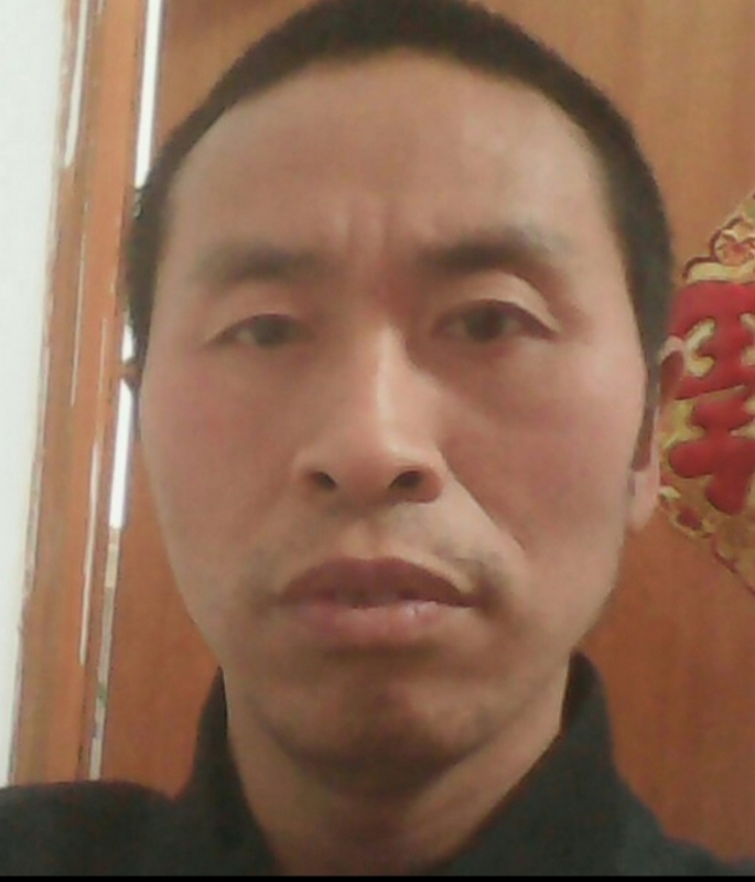 山的第一张照片--咸阳相亲服务中心