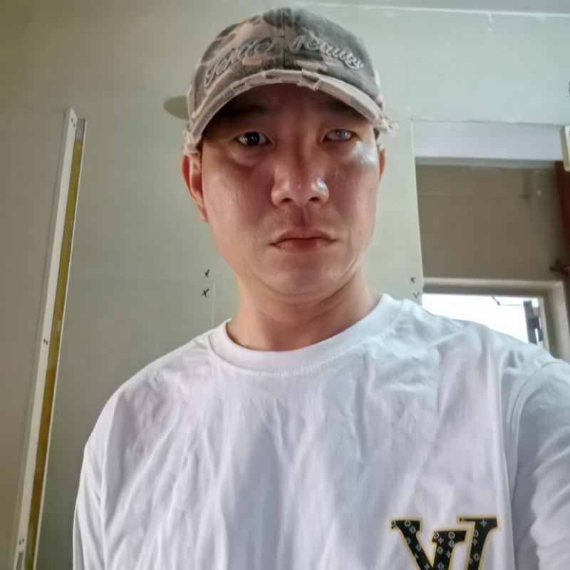 小心做人的第一张照片--咸阳相亲服务中心