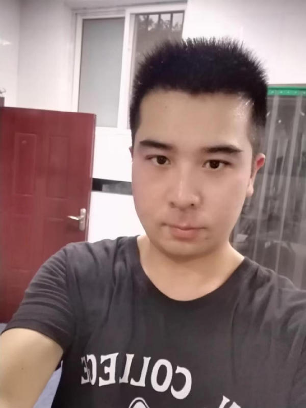 89WANG的第一张照片--咸阳相亲服务中心