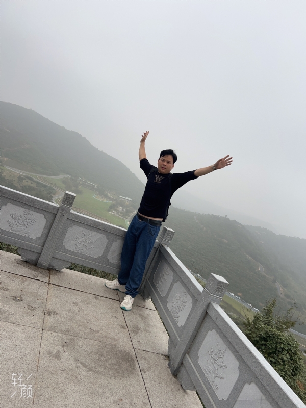 择一人白头偕老的第三张照片--咸阳相亲服务中心