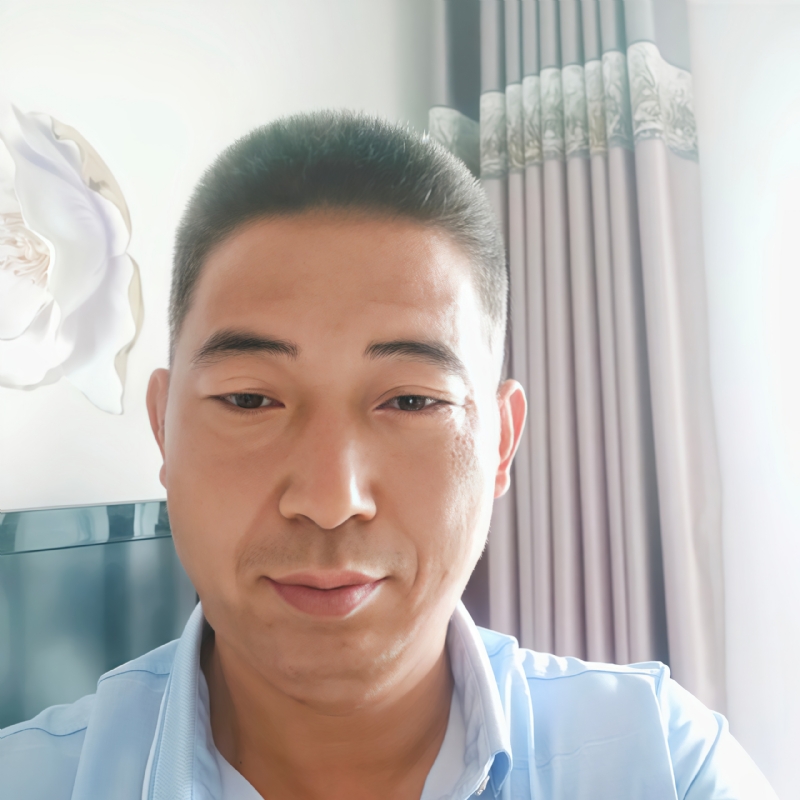 雨中漫步的第一张照片--咸阳相亲服务中心