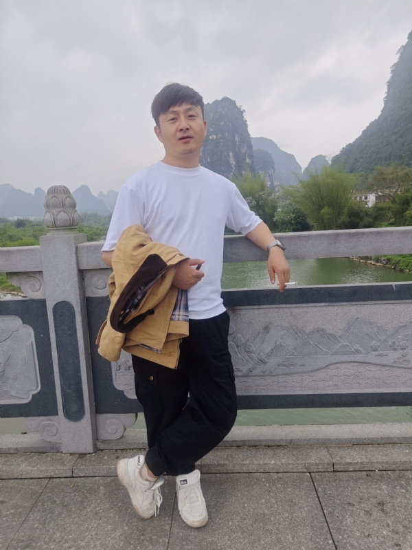 天选之人的第一张照片--咸阳相亲服务中心