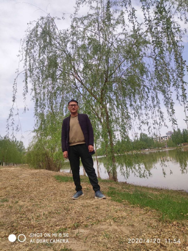 风中的烟头的第一张照片--咸阳相亲服务中心