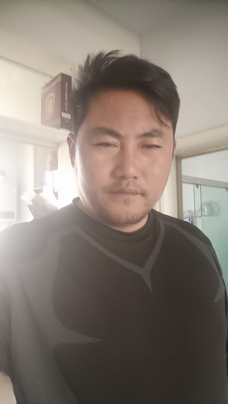 冲出亚马逊的第一张照片--咸阳相亲服务中心