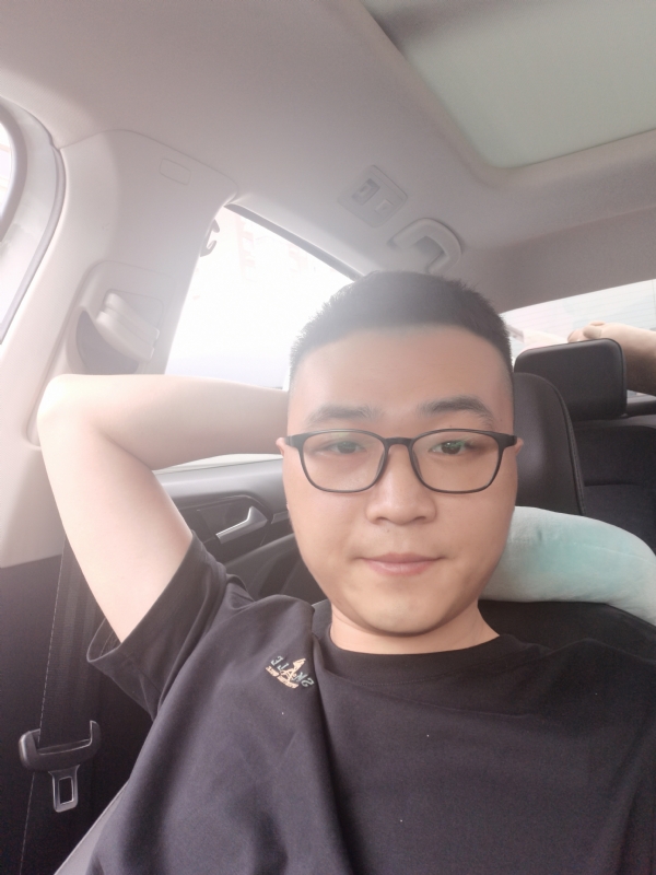 JingY的第一张照片--咸阳相亲服务中心