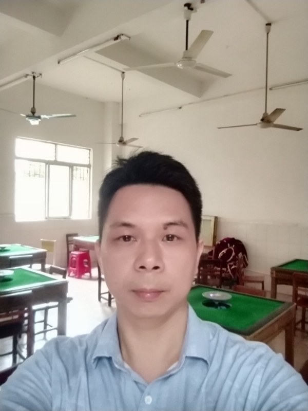 笑对人生的第一张照片--咸阳相亲服务中心