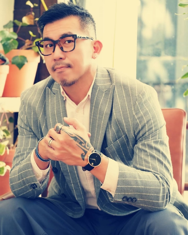 晚风渡半舟的第一张照片--咸阳相亲服务中心