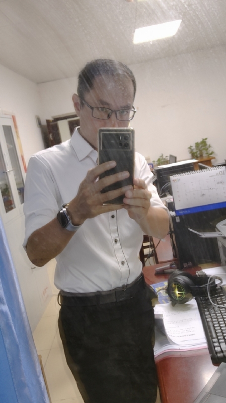 老蔡先生的第一张照片--咸阳相亲服务中心