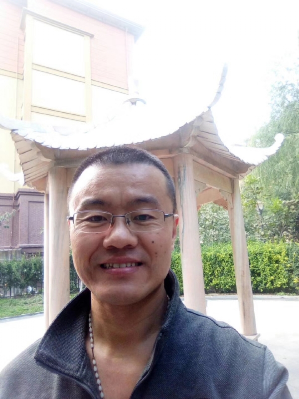 撸起袖子加油干的第一张照片--咸阳相亲服务中心