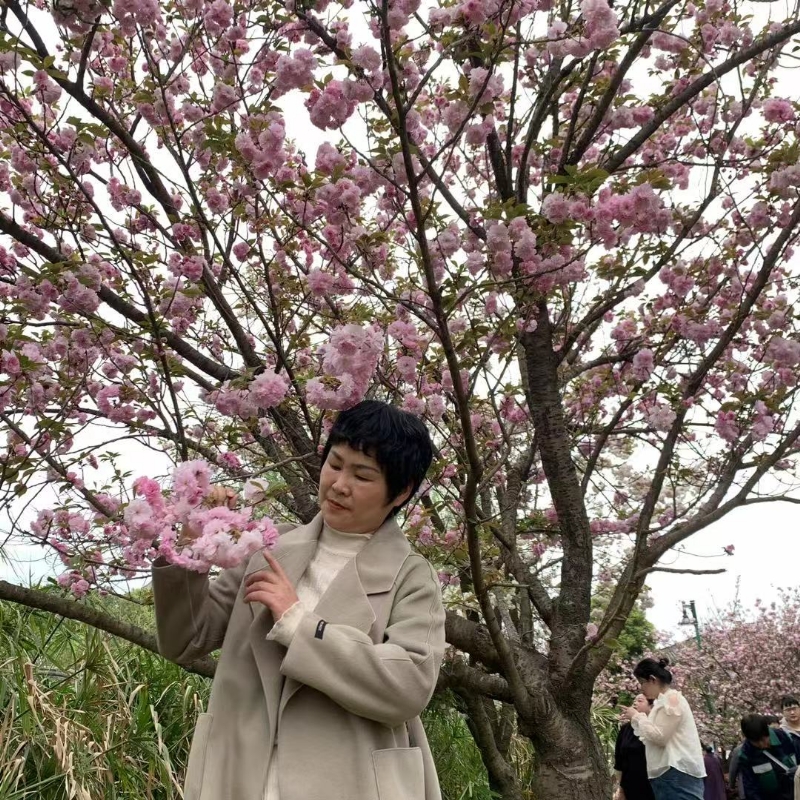 秋冬的雨有点冷的第一张照片--咸阳相亲服务中心