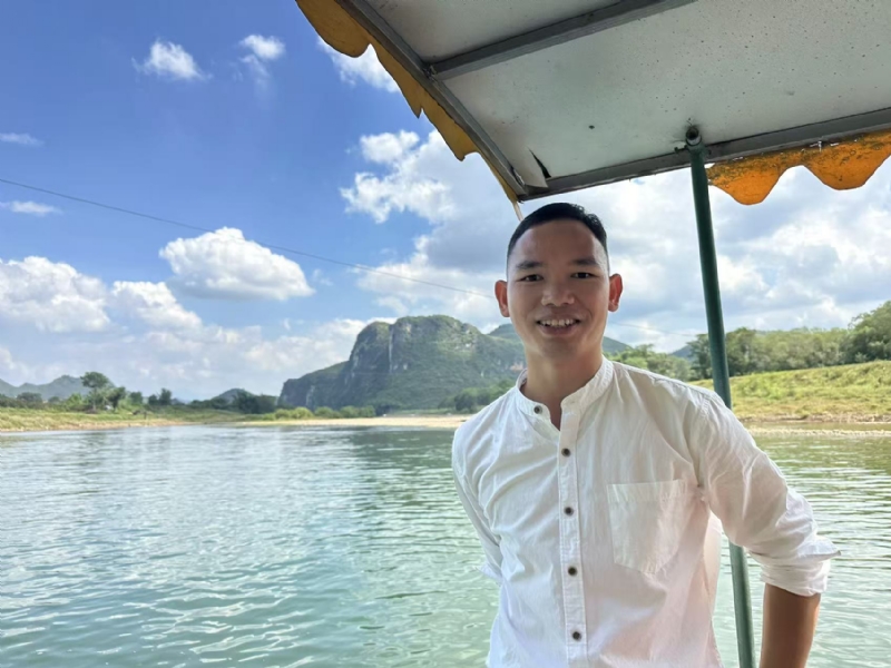 天云的第一张照片--咸阳相亲服务中心