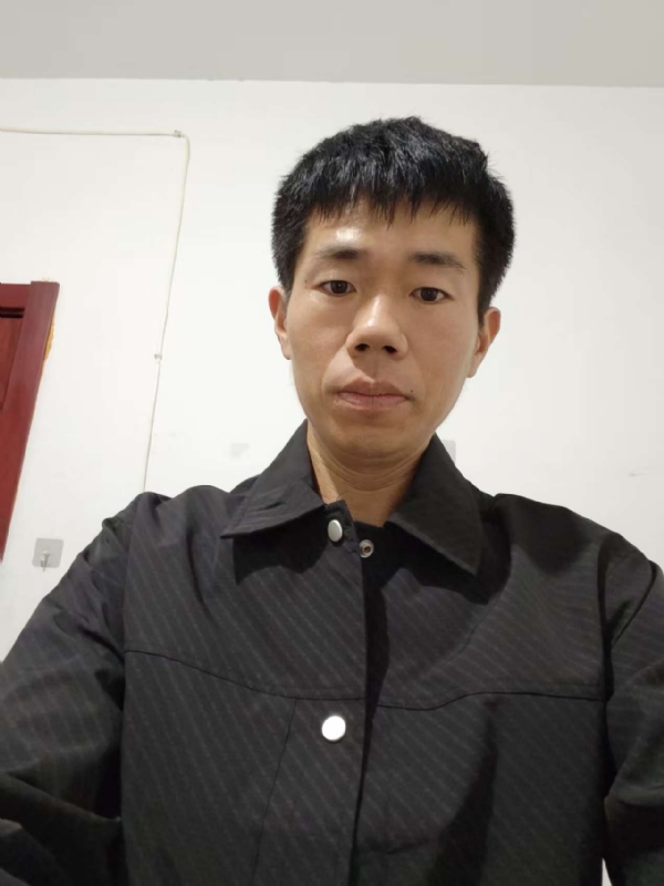 京东小哥的第一张照片--咸阳相亲服务中心