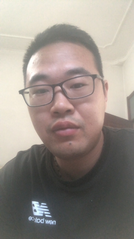 烟花的第一张照片--咸阳相亲服务中心