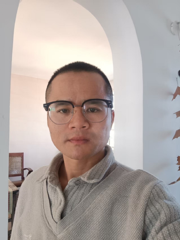 戴戴的第一张照片--咸阳相亲服务中心