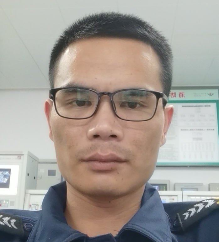 一直都在的第三张照片--咸阳相亲服务中心