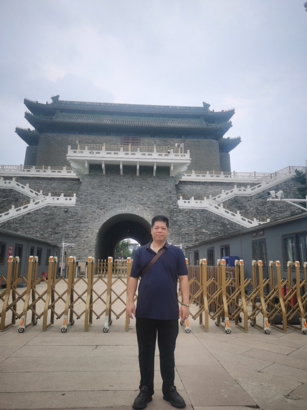 伟哥的第一张照片--咸阳相亲服务中心