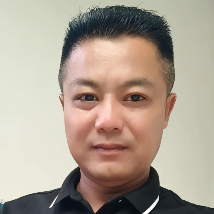 未来可期的第一张照片--咸阳相亲服务中心