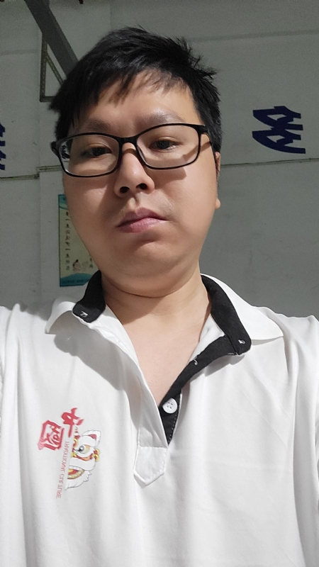 义星人的第一张照片--咸阳相亲服务中心