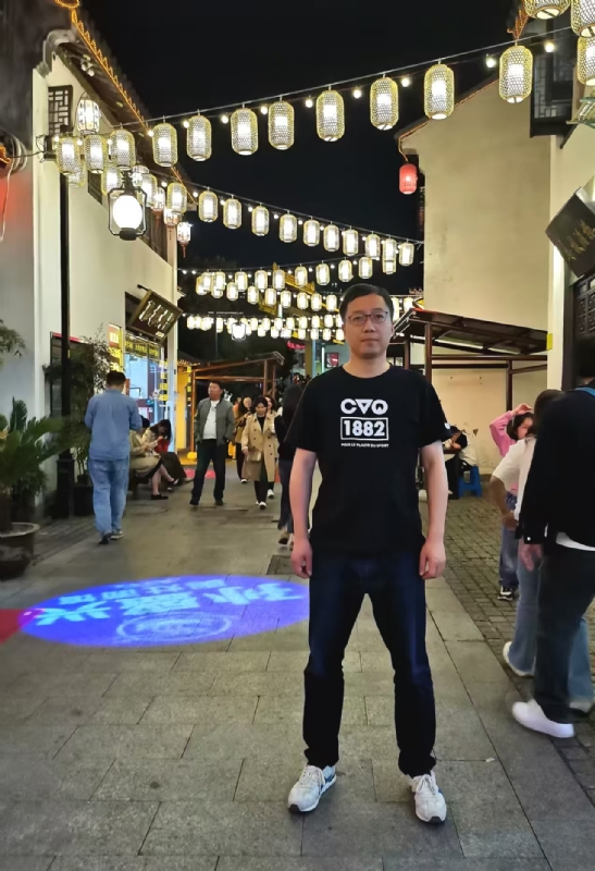 张楚岚的第一张照片--咸阳相亲服务中心