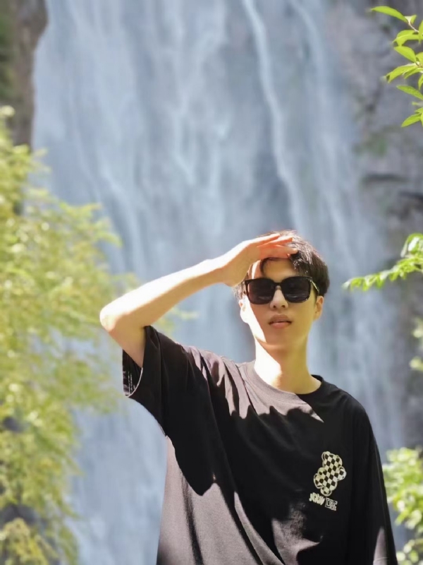 大橙子的第一张照片--咸阳相亲服务中心