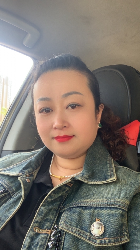 云中的蝶的第一张照片--咸阳相亲服务中心