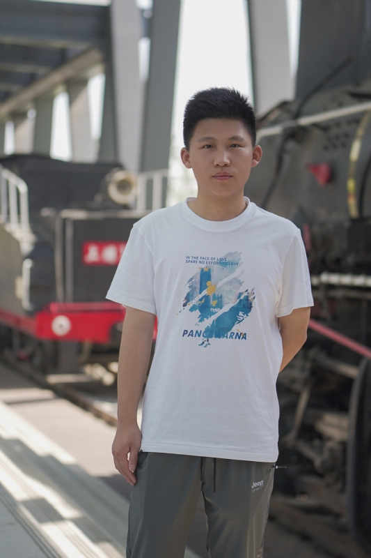 天行健的第一张照片--咸阳相亲服务中心