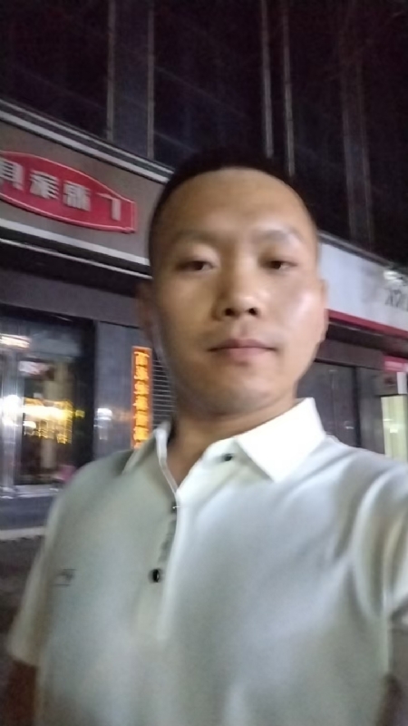 迷途悟人生的第一张照片--咸阳相亲服务中心