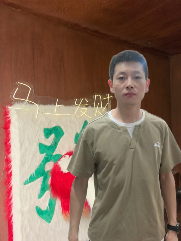 寻光的第一张照片--咸阳相亲服务中心
